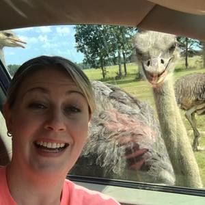 Meet your Posher, Stephanie